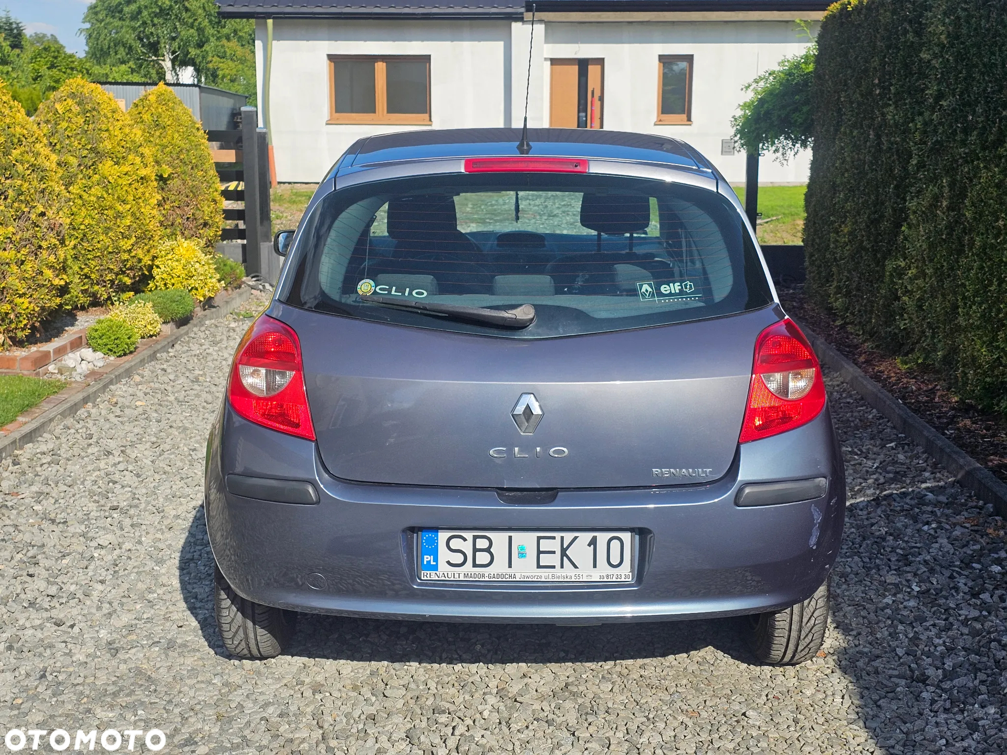 Renault Clio - 10