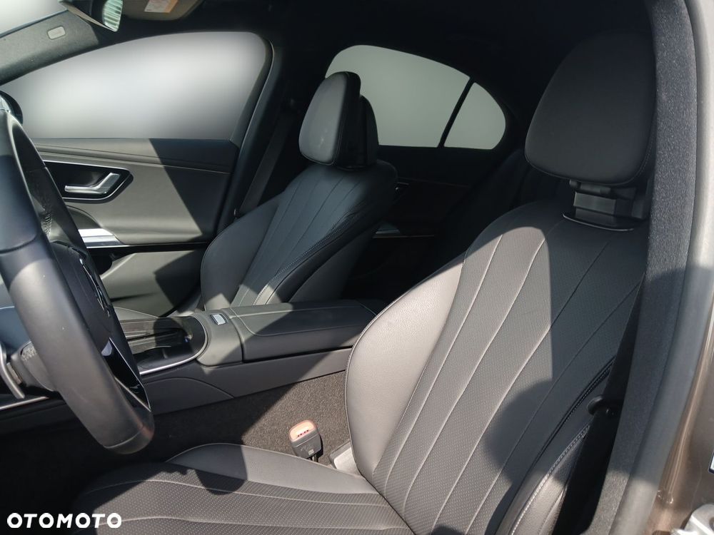 Mercedes-Benz Klasa E 200 d mHEV Avantgarde 9G-Tronic - 20