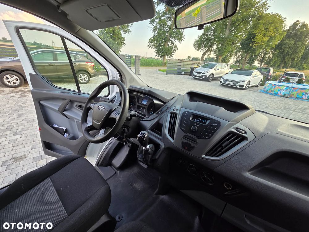 Ford Transit Custom - 19