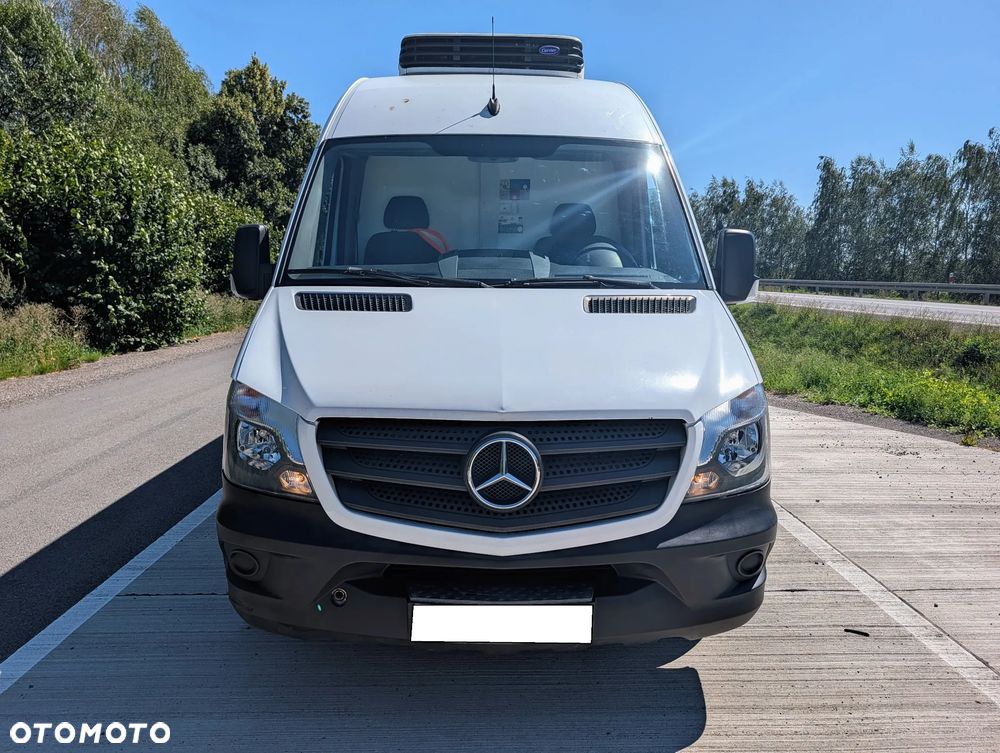 Mercedes-Benz Sprinter - 4