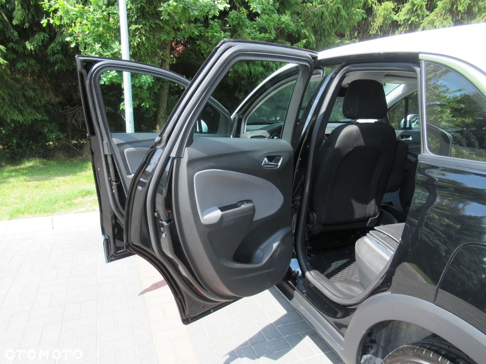 Opel Crossland X - 13