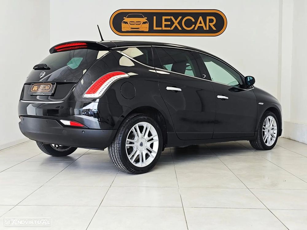 Lancia Delta 1.6 M-Jet Oro - 3