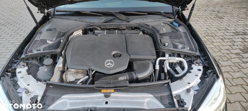 Mercedes-Benz Klasa C 200 d 9G-TRONIC AMG Line - 16
