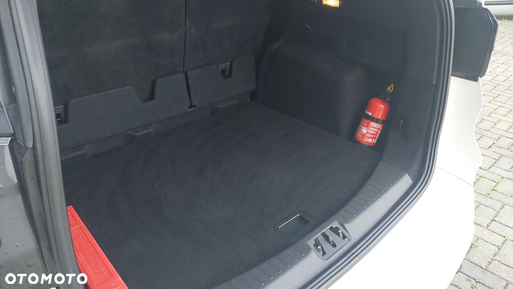Ford Kuga 2.0 TDCi AWD ST-Line - 12