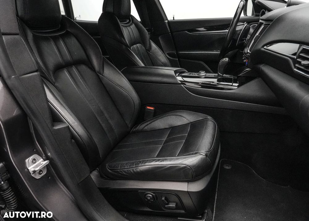Maserati Levante - 14