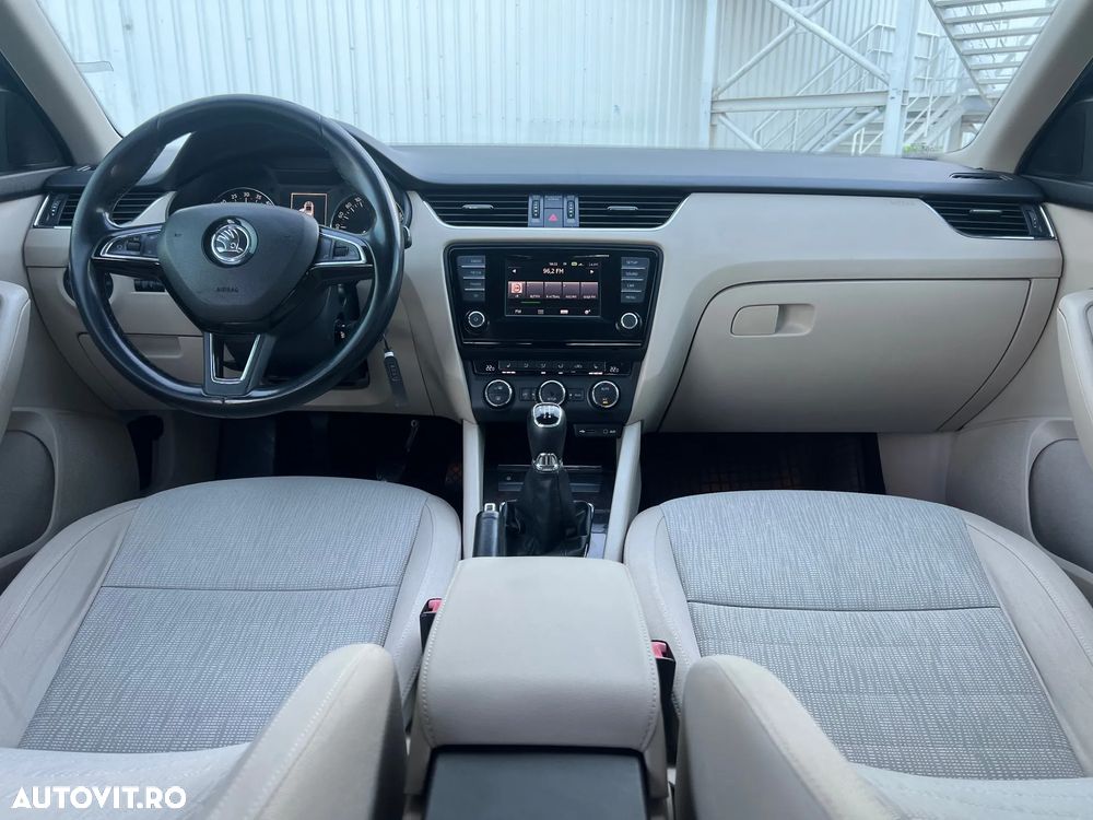 Skoda Octavia 1.6 TDI Ambition - 21