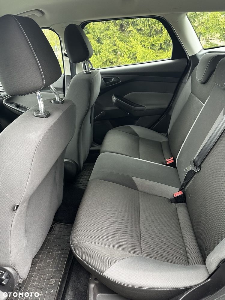 Ford Focus 1.6 Trend - 9