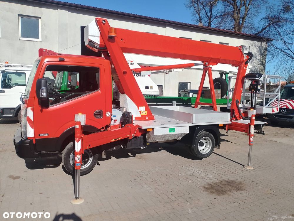 Nissan Podnośnik Koszowy Zwyżka Palfinger 210Bk 21 Metrów 16 w bok ! PILOT NA KABLU!! UDT !! Kosz 1000V Izolowany Jak Wumag Ruthmann Gsr - 18