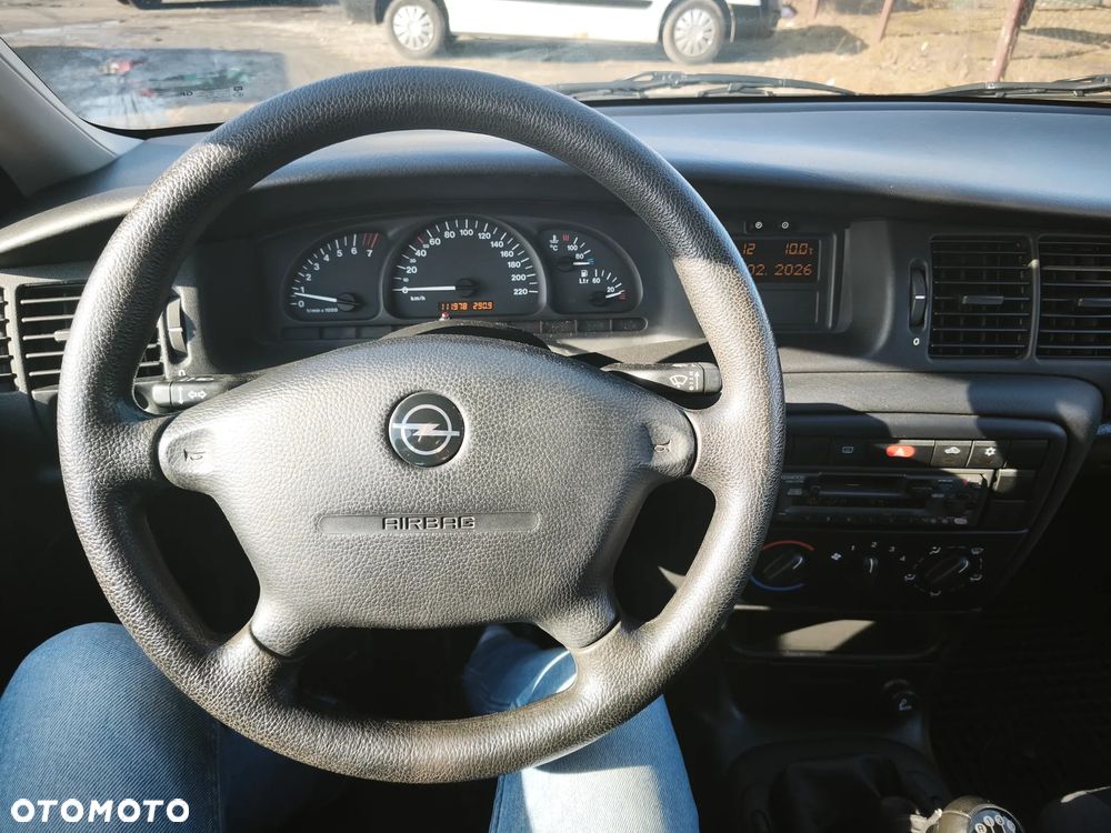 Opel Vectra 1.8 CD Exklusiv - 11