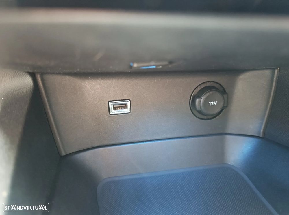 Peugeot 3008 1.5 BlueHDi Allure EAT8 - 25