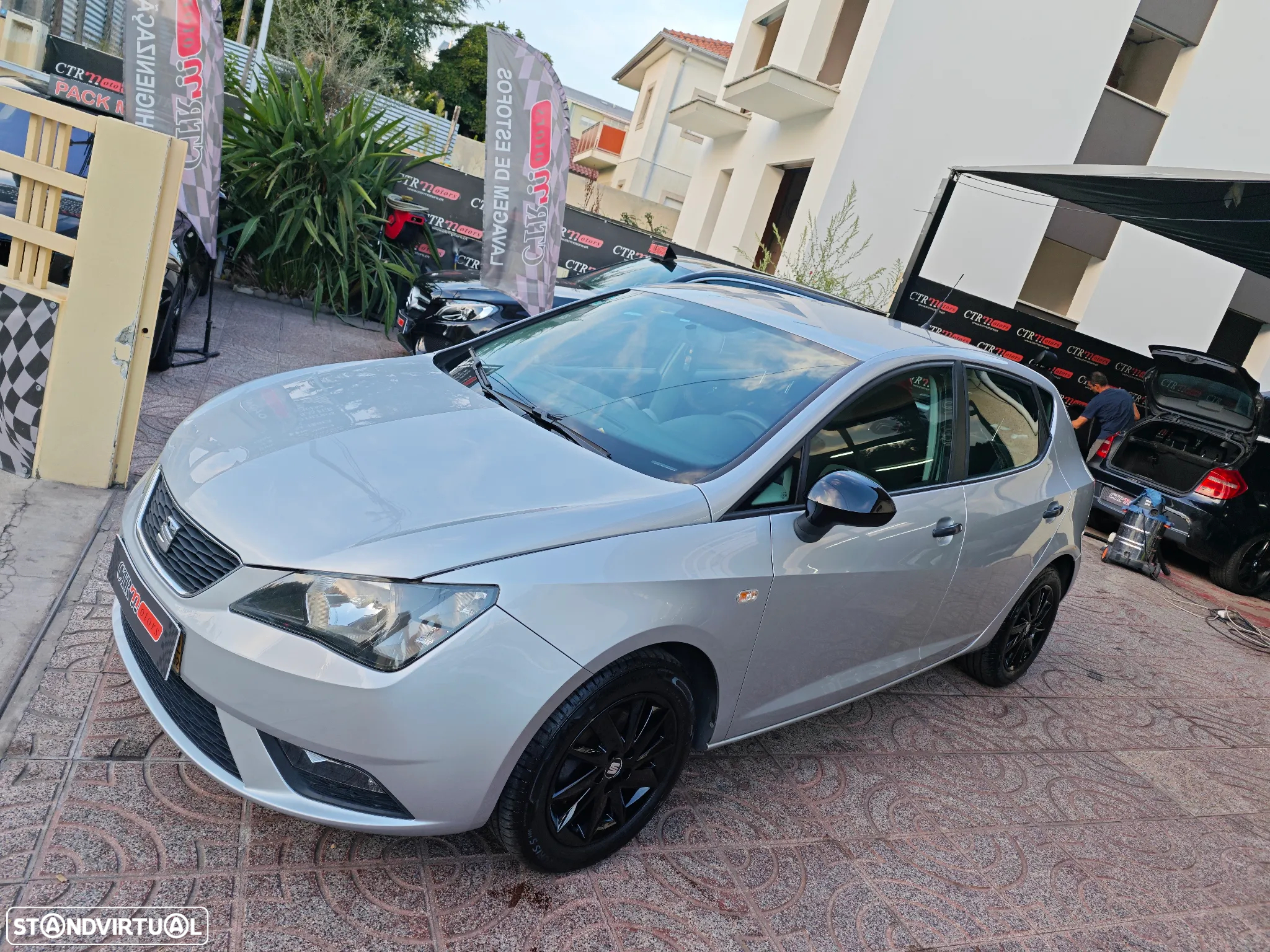 SEAT Ibiza 1.0 Reference - 2