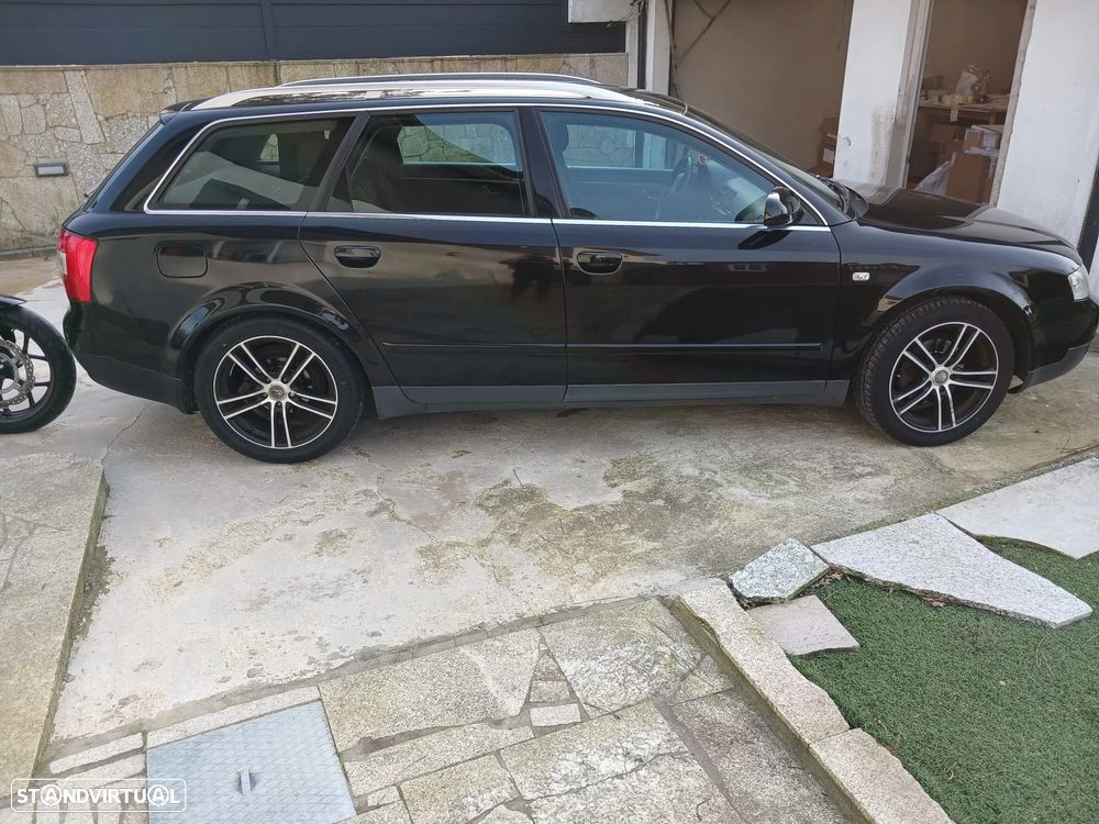 Audi A4 Avant - 2