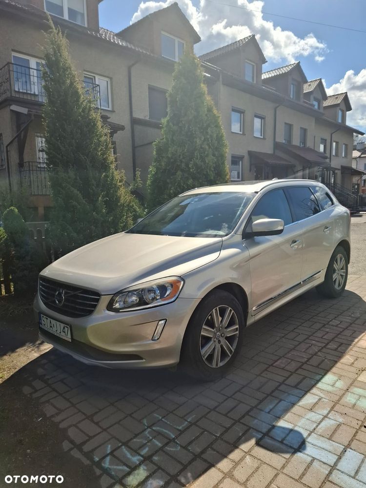Volvo XC 60 T5 Geartronic Momentum - 1