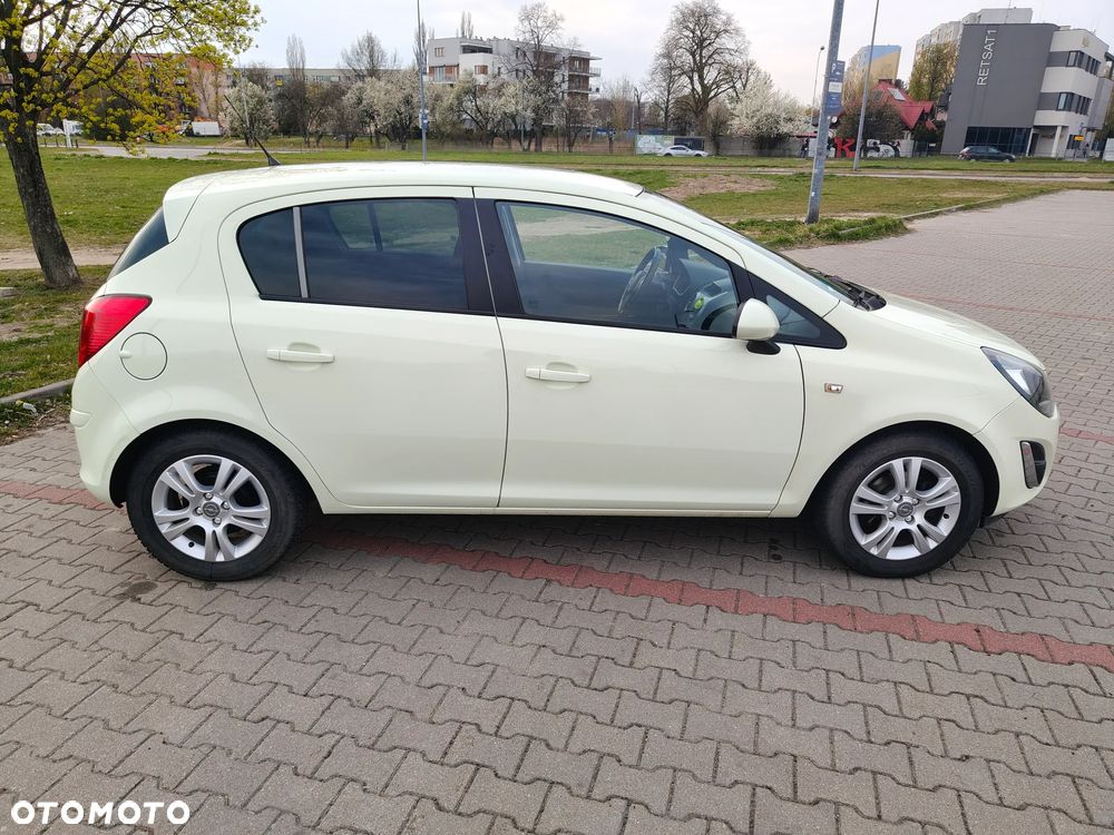 Opel Corsa 1.4 16V Enjoy - 8