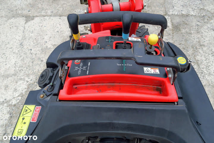 Ditch Witch Zahn R300 - 12
