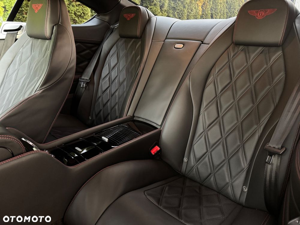 Bentley Continental GT Speed - 23