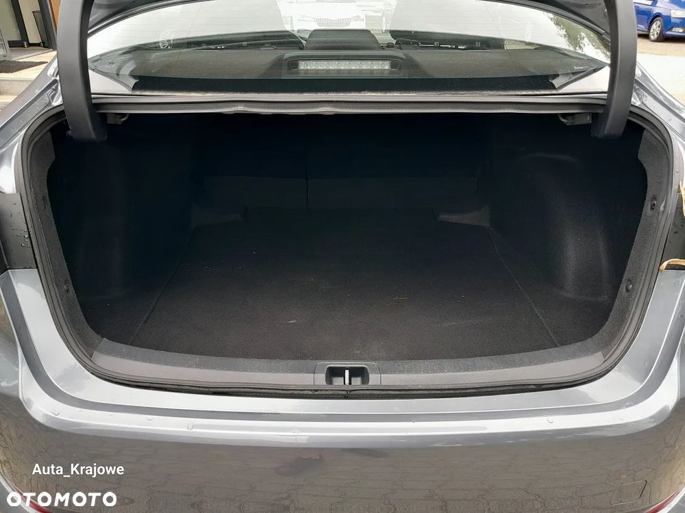 Toyota Corolla 1.5 Comfort - 26