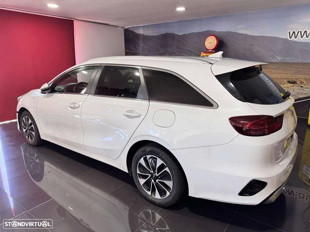 Kia Ceed SW 1.6 GDi PHEV Tech 6DCT - 6