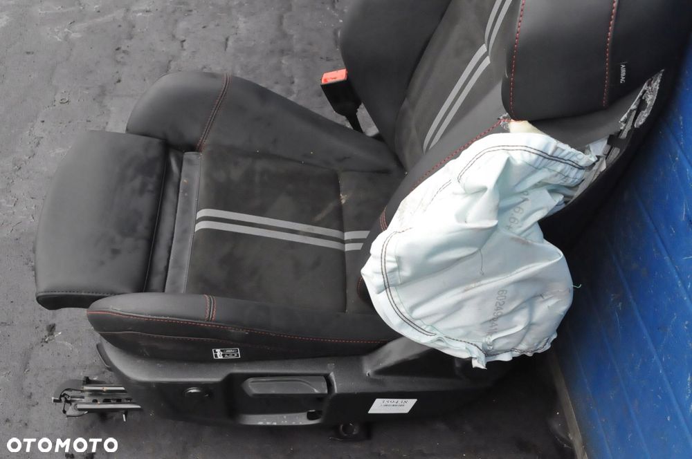 FIESTA MK8 ST PERFORMANCE FOTELE PRZÓD - 8