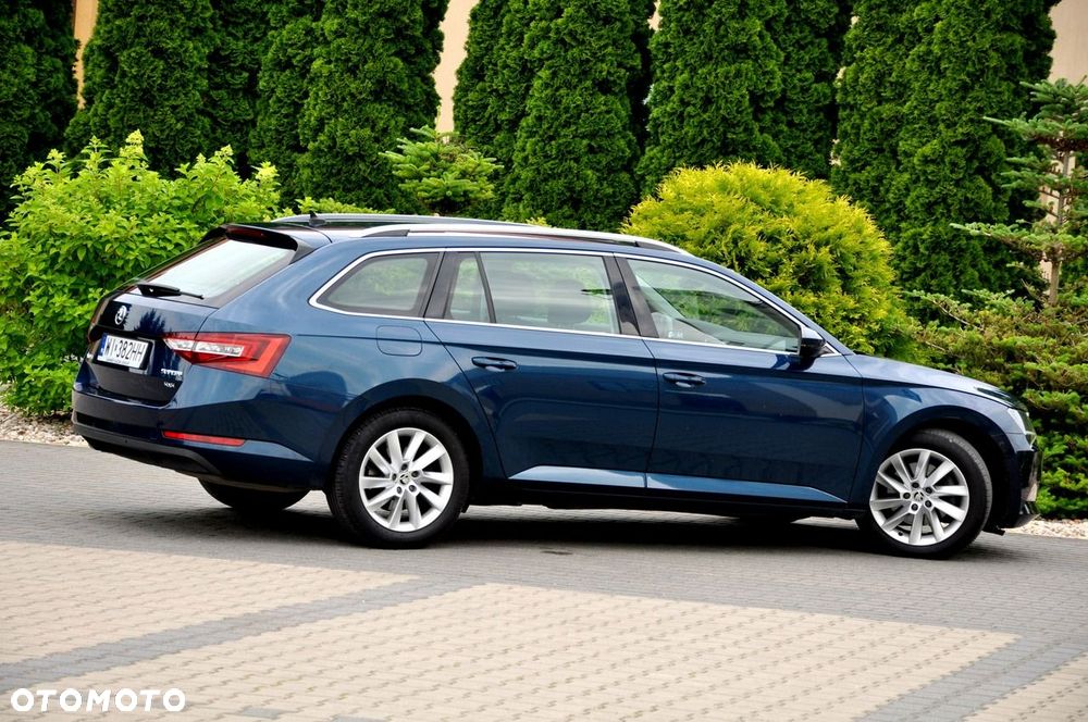 Skoda Superb 2.0 TDI SCR 4x4 Ambition DSG - 14