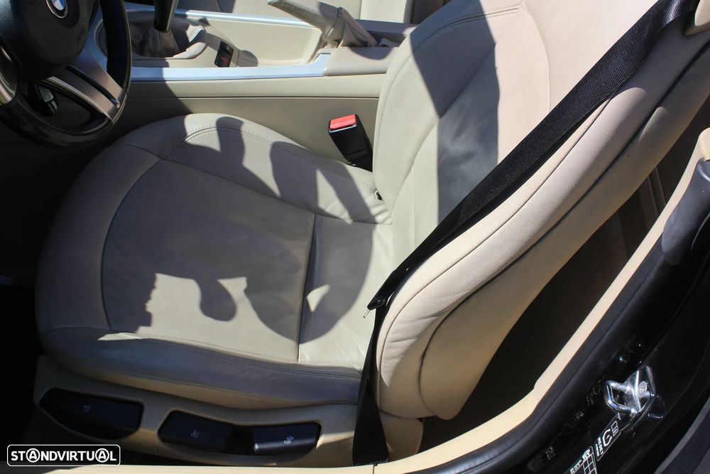 BMW Z4 2.0i - 15