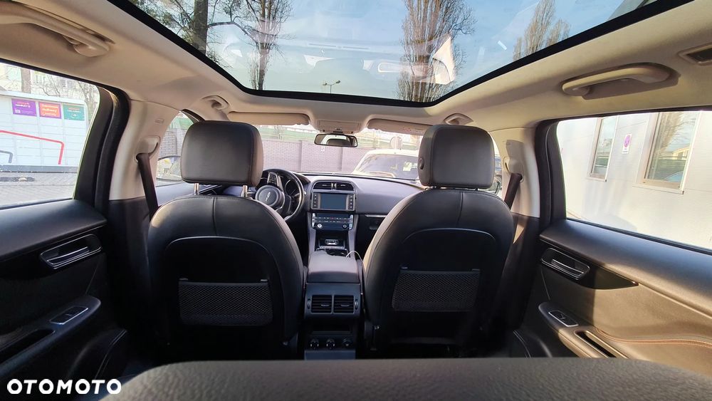 Jaguar F-Pace 2.0 i4D AWD Prestige - 18