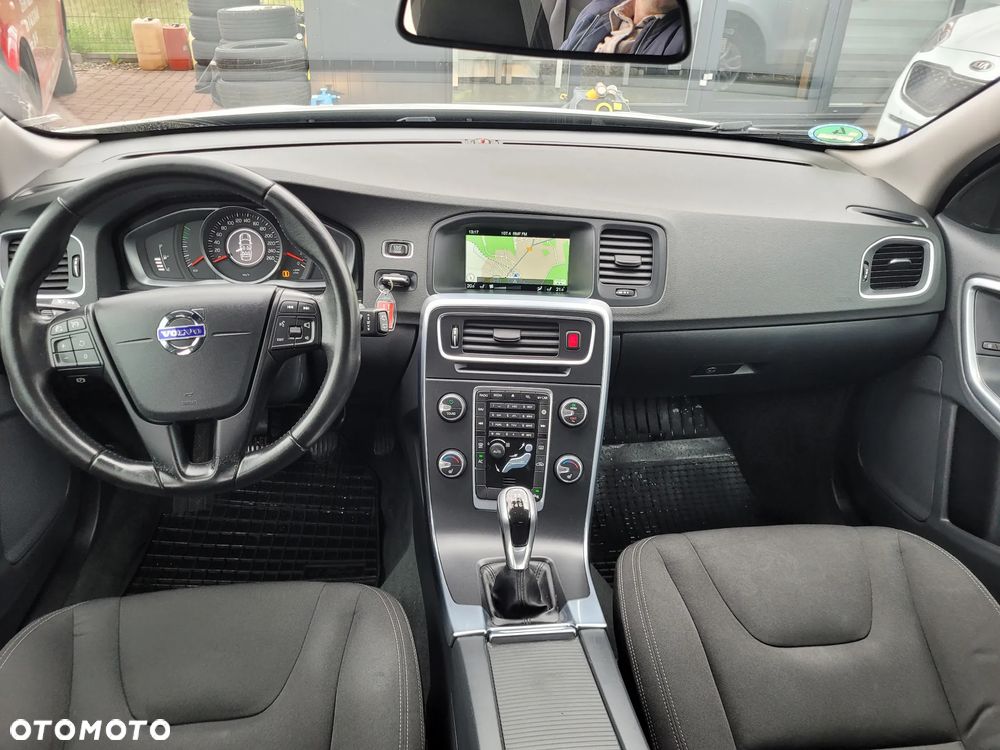 Volvo V60 D3 Linje Business - 8