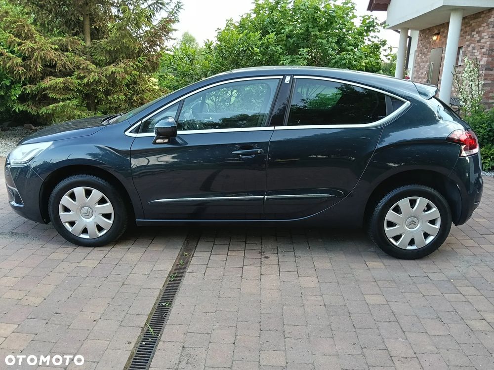 Citroën DS4 1.6 e-HDi SoChic MCP - 10