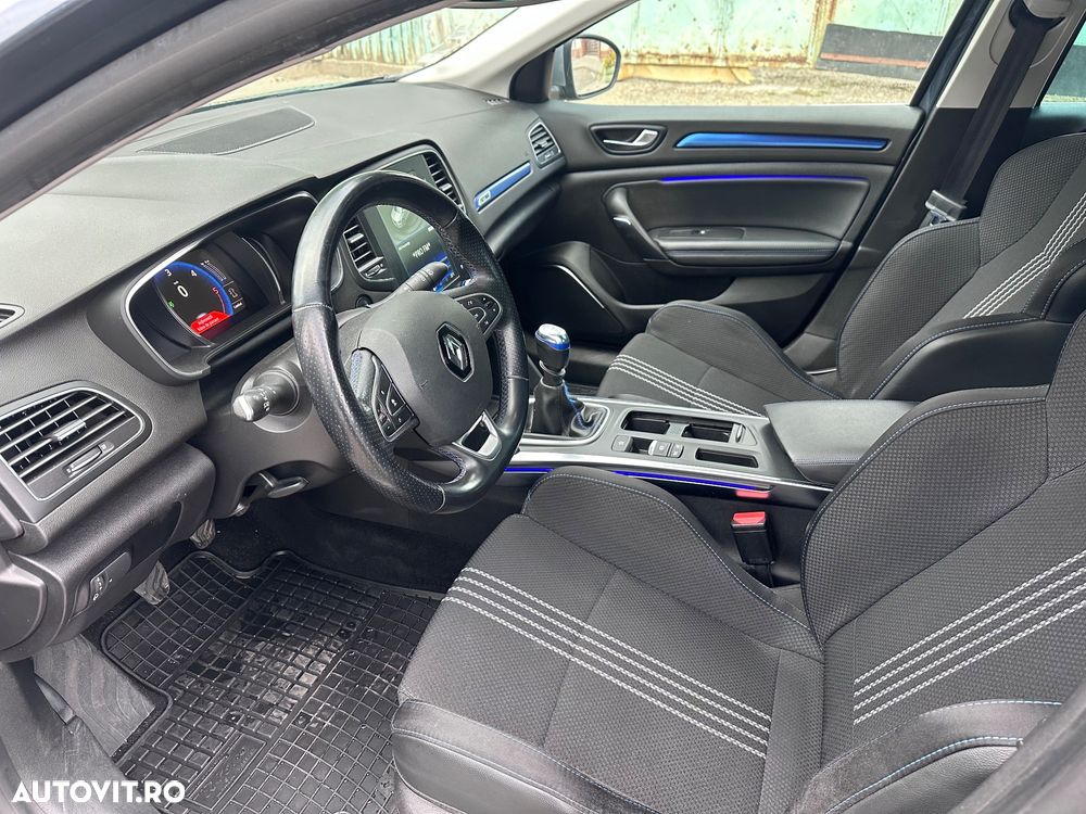 Renault Megane - 5