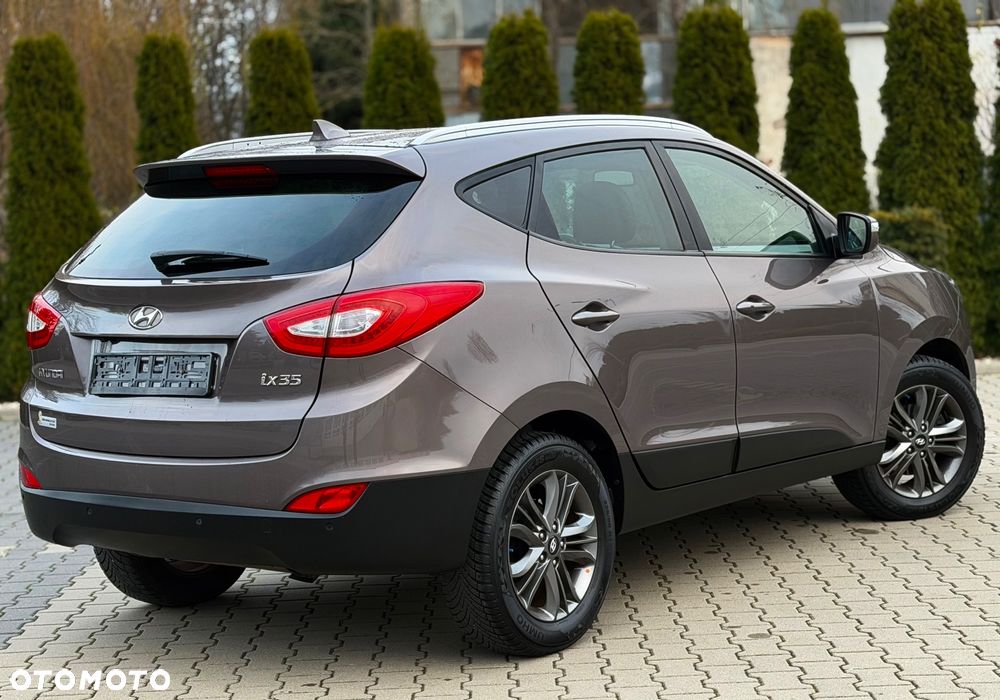 Hyundai ix35 1.6 2WD Fifa World Cup Edition - 24