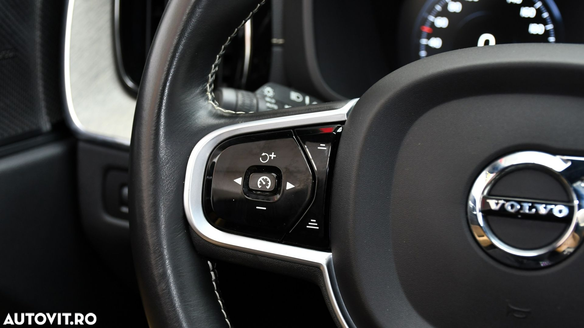 Volvo XC 60 B5 D AWD Geartronic Inscription - 24