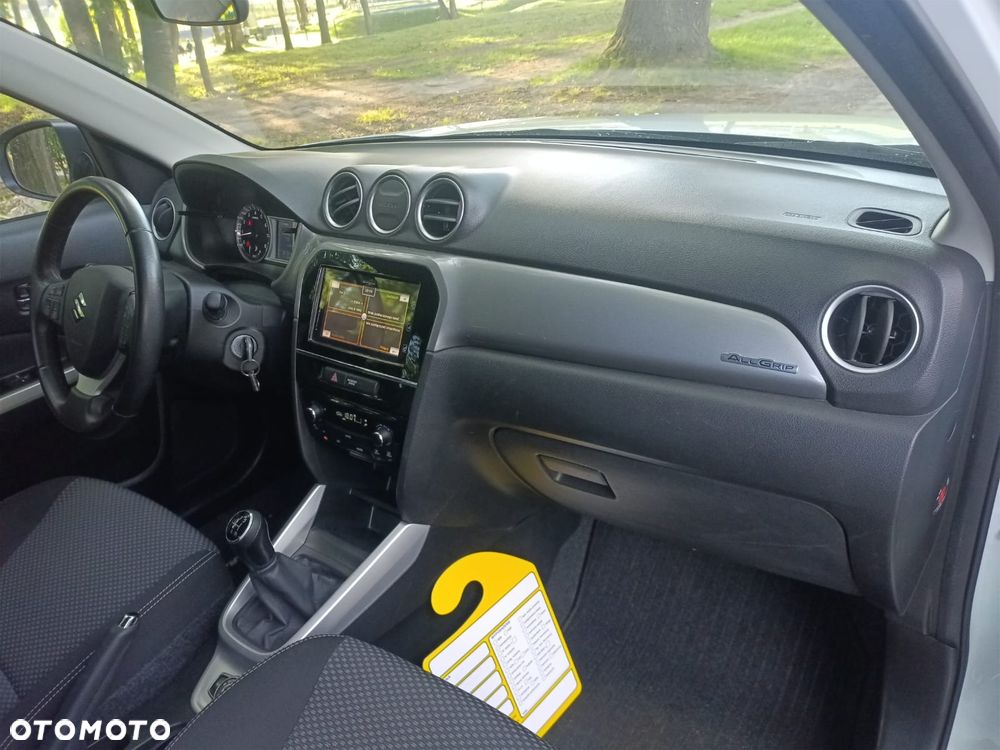 Suzuki Vitara 1.6 (4x4) Allgrip Comfort+ - 21