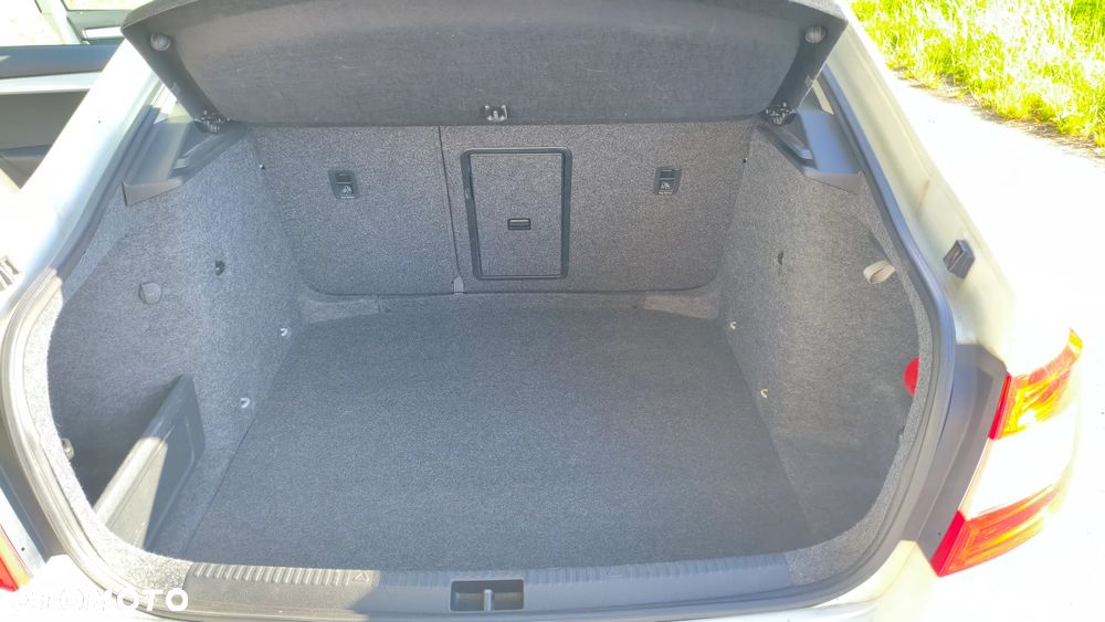 Skoda Octavia 1.6 TDI Ambition - 11