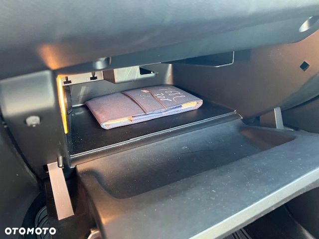 Peugeot 308 BlueHDi 100 Stop & Start Active - 19