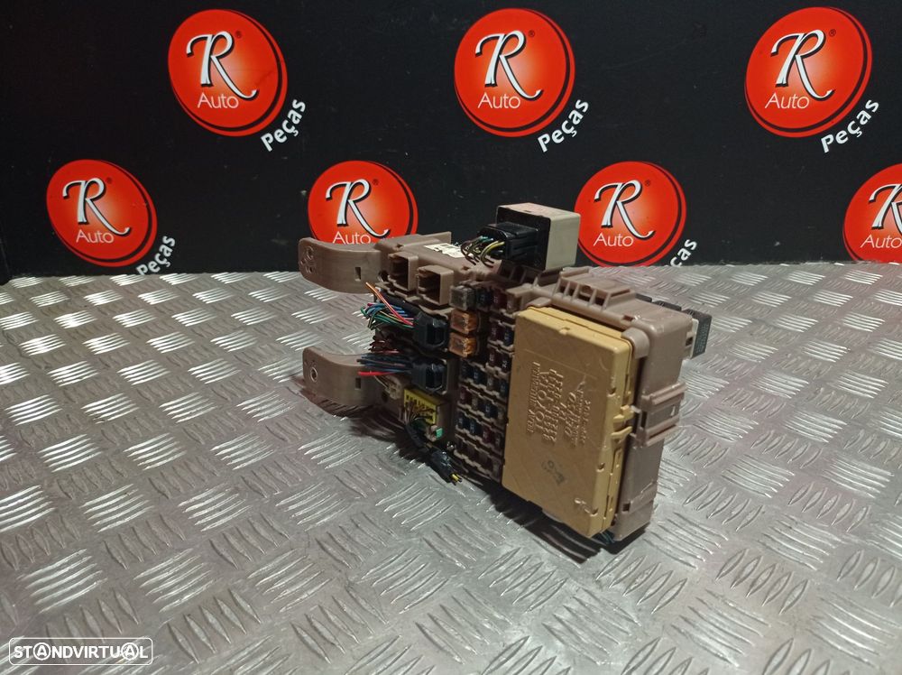 Caixa De Fusíveis Toyota Corolla Verso (_E12_) - 1
