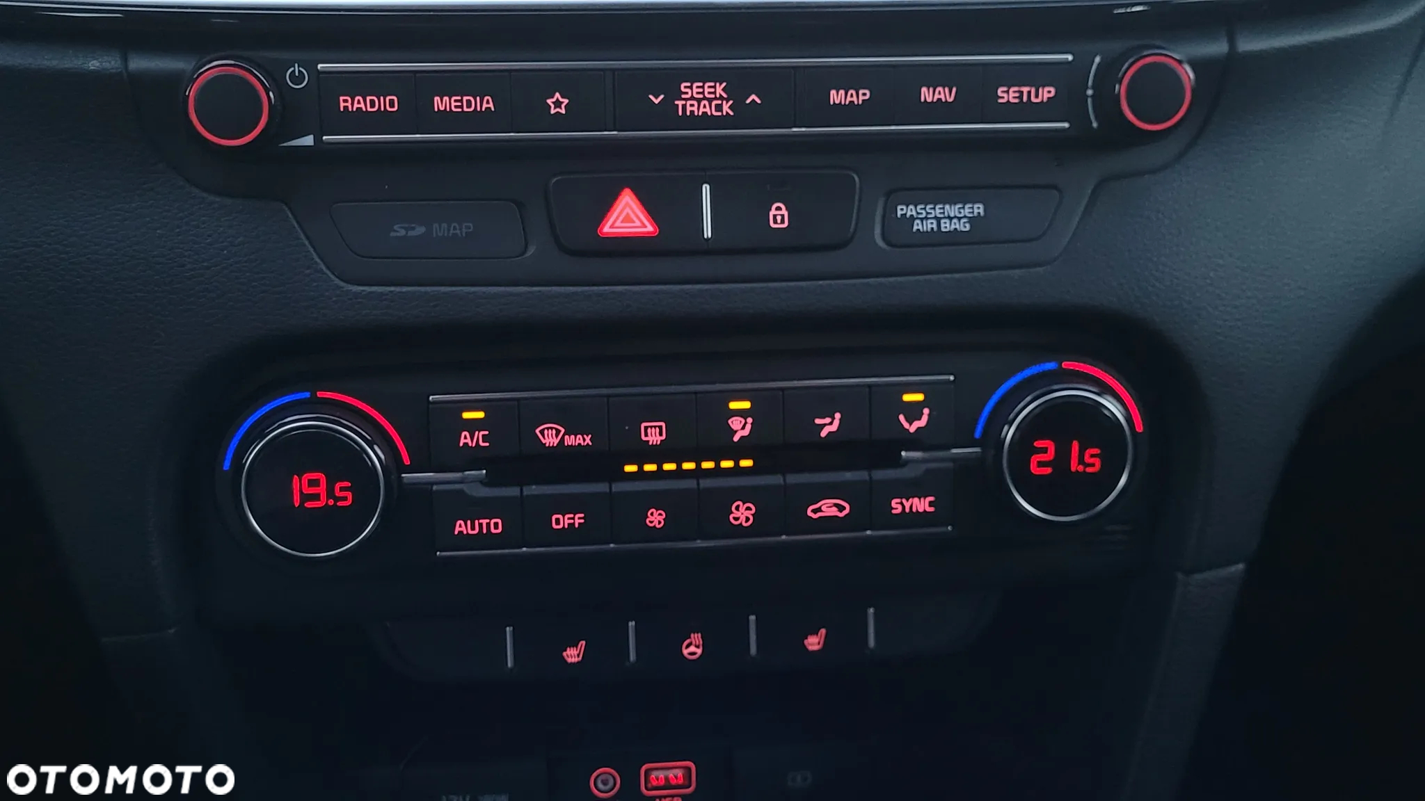 Kia Ceed - 27