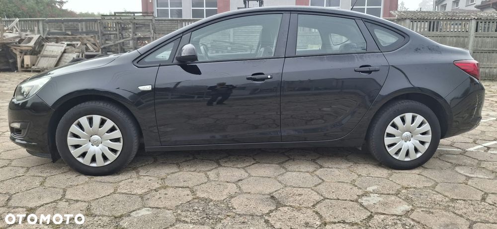 Opel Astra - 2