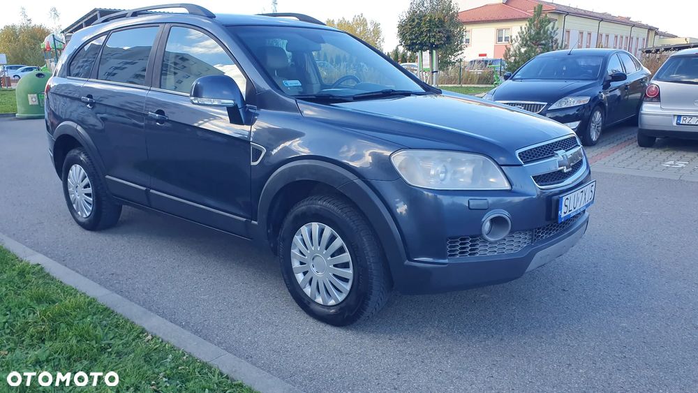 Chevrolet Captiva 2.0 d LS - 2