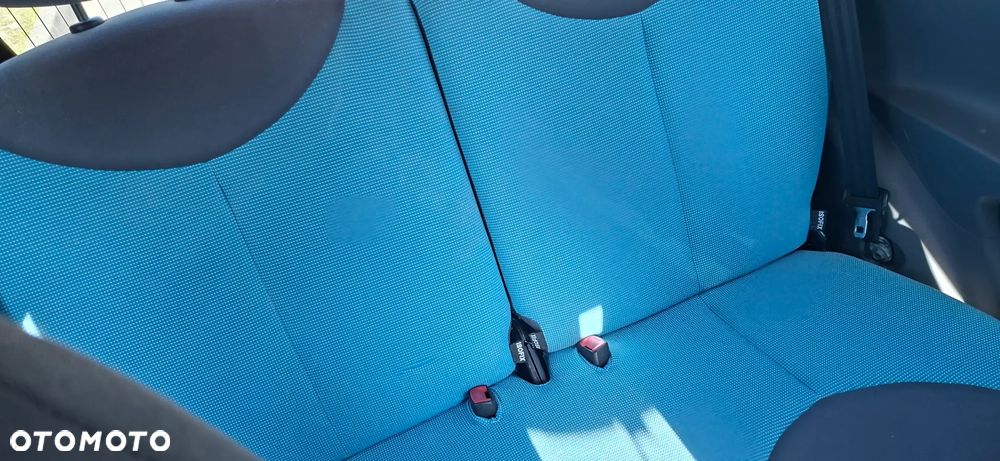 Peugeot 107 1.0 Trendy - 13