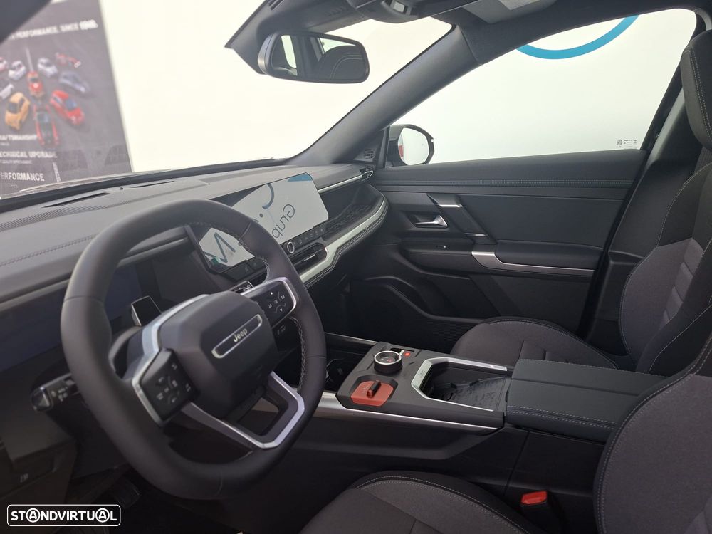 Jeep Compass - 13