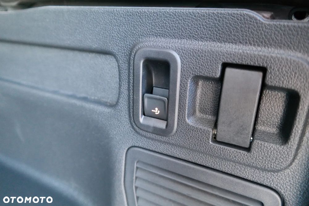 Volkswagen Touran 2.0 TDI BMT Highline DSG - 14