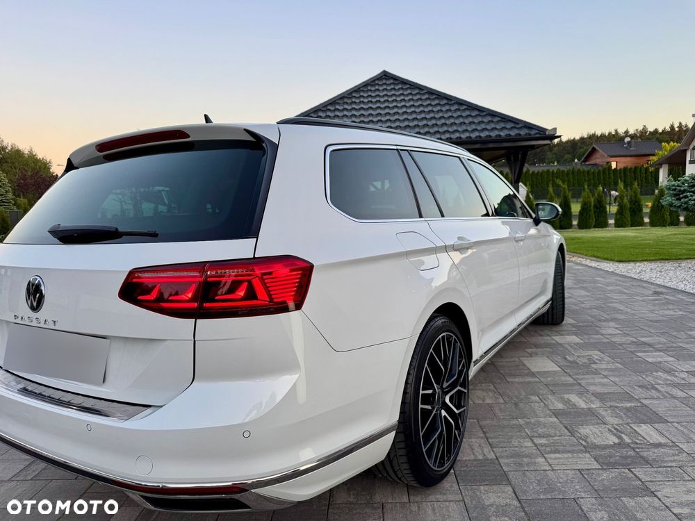 Volkswagen Passat 2.0 TDI EVO Elegance DSG - 4