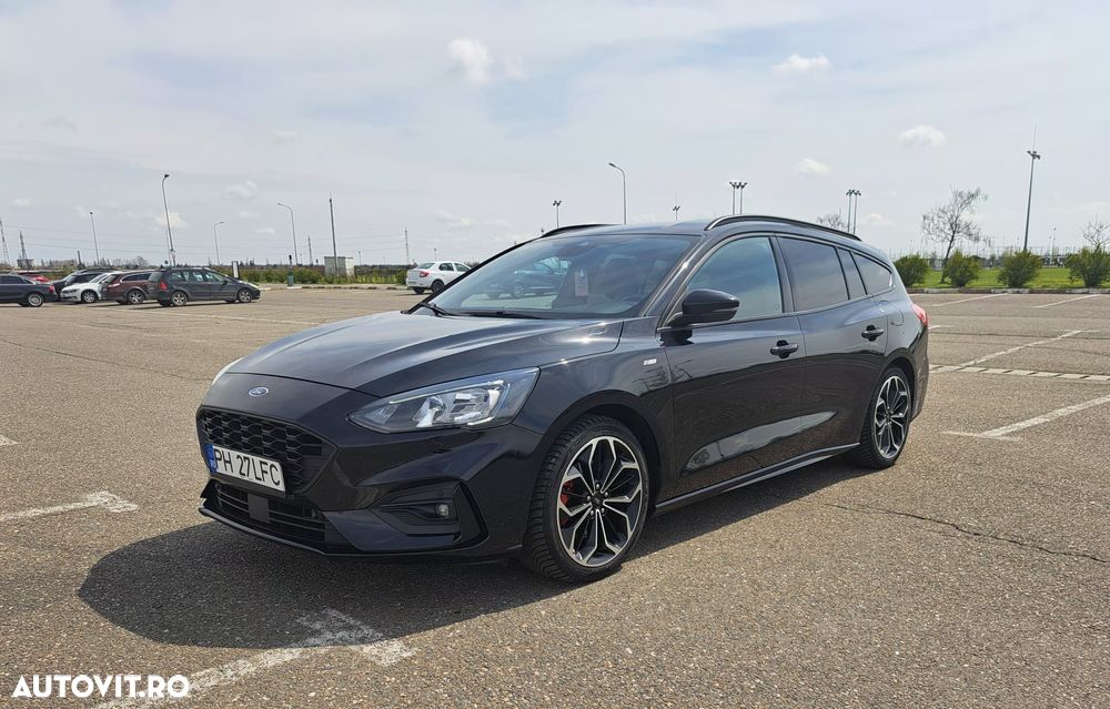 Ford Focus 1.5 EcoBoost ST-Line - 1