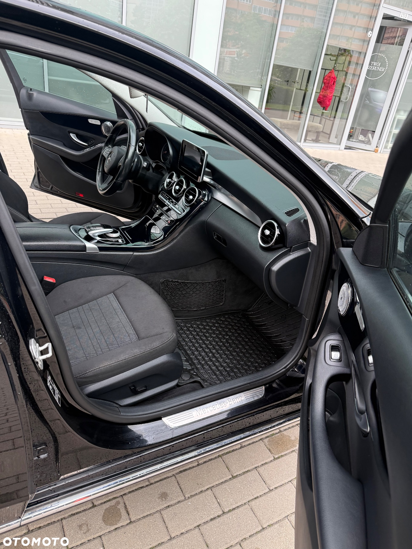 Mercedes-Benz Klasa C 180 (BlueTEC) d T 7G-TRONIC Avantgarde - 11
