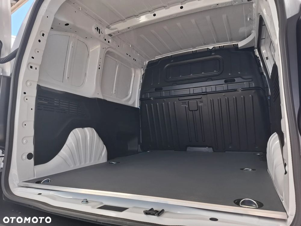 Toyota Proace City - 4