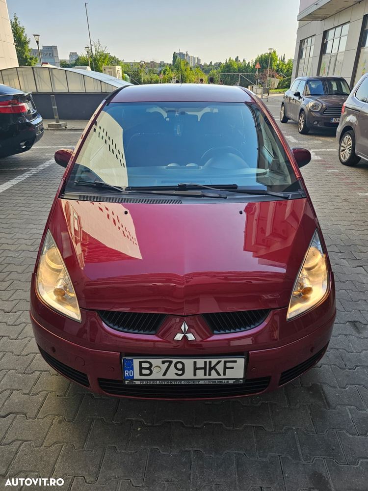 Mitsubishi Colt - 4