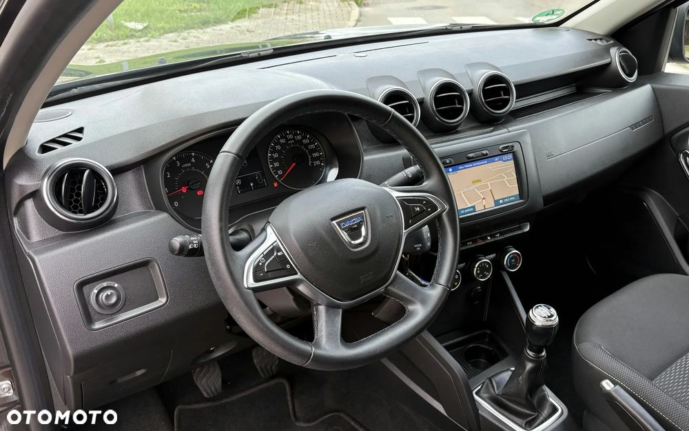 Dacia Duster 1.6 SCe Prestige - 19