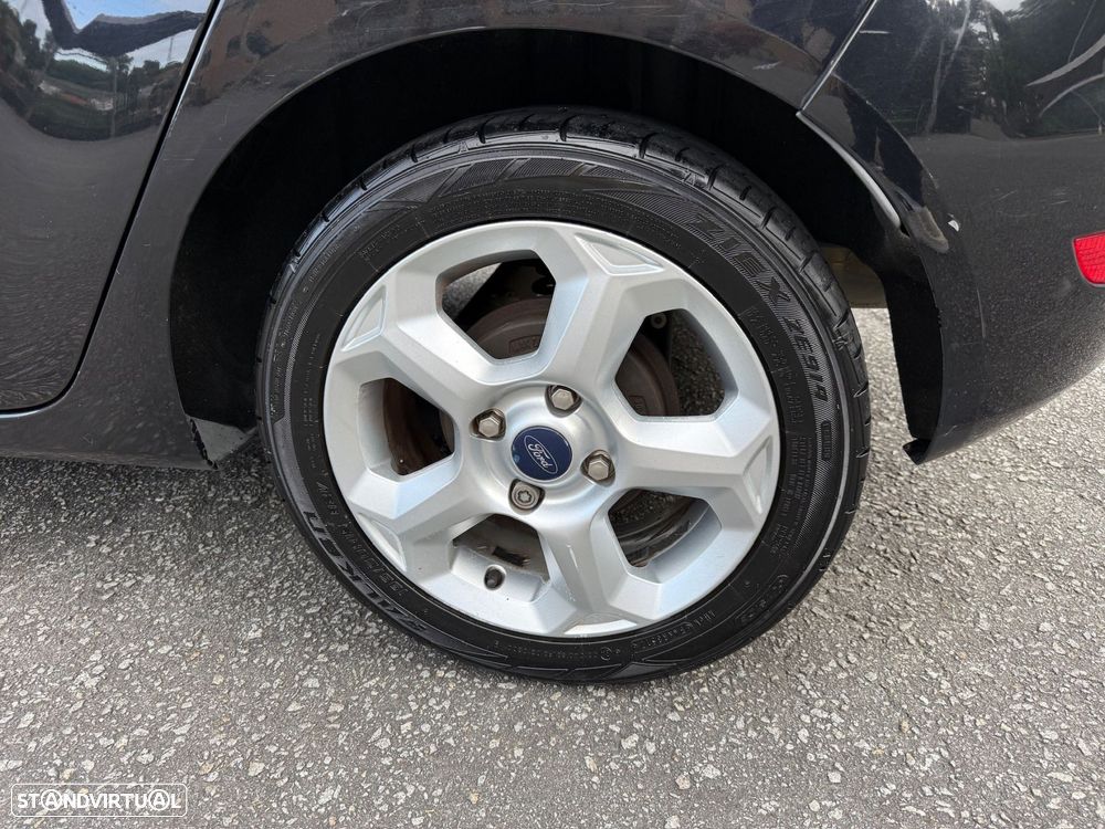 Ford Fiesta 1.25 Trend - 17