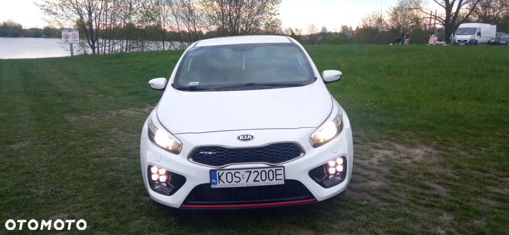 Kia Ceed Cee'd 1.6 T-GDI GT L - 13