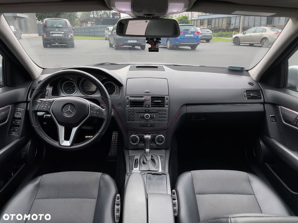 Mercedes-Benz Klasa C 220 CDI DPF Automatik BlueEFFICIENCY Avantgarde - 19
